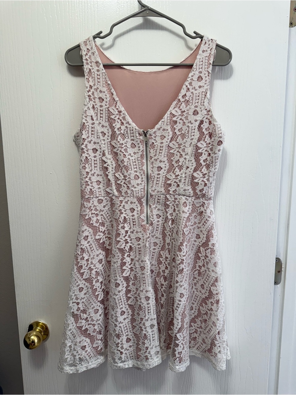 Speechless White Lace Pink Lined Fit & Flare Mini Dress Size Size Large - Picture 2 of 3